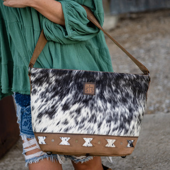 Roswell Cowhide Tully Purse by STS Ranchwear