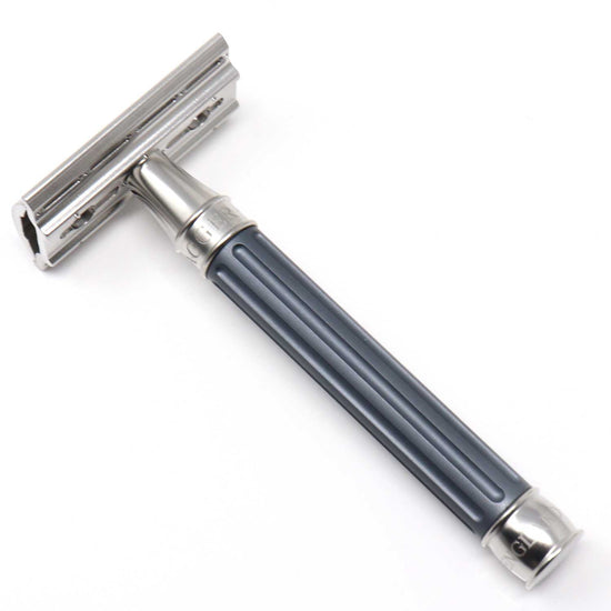 Edwin Jagger 3ONE6 DE Stainless Steel Safety Razor, Grooved, Anodised Gun Metal, 1x Pack of Feather