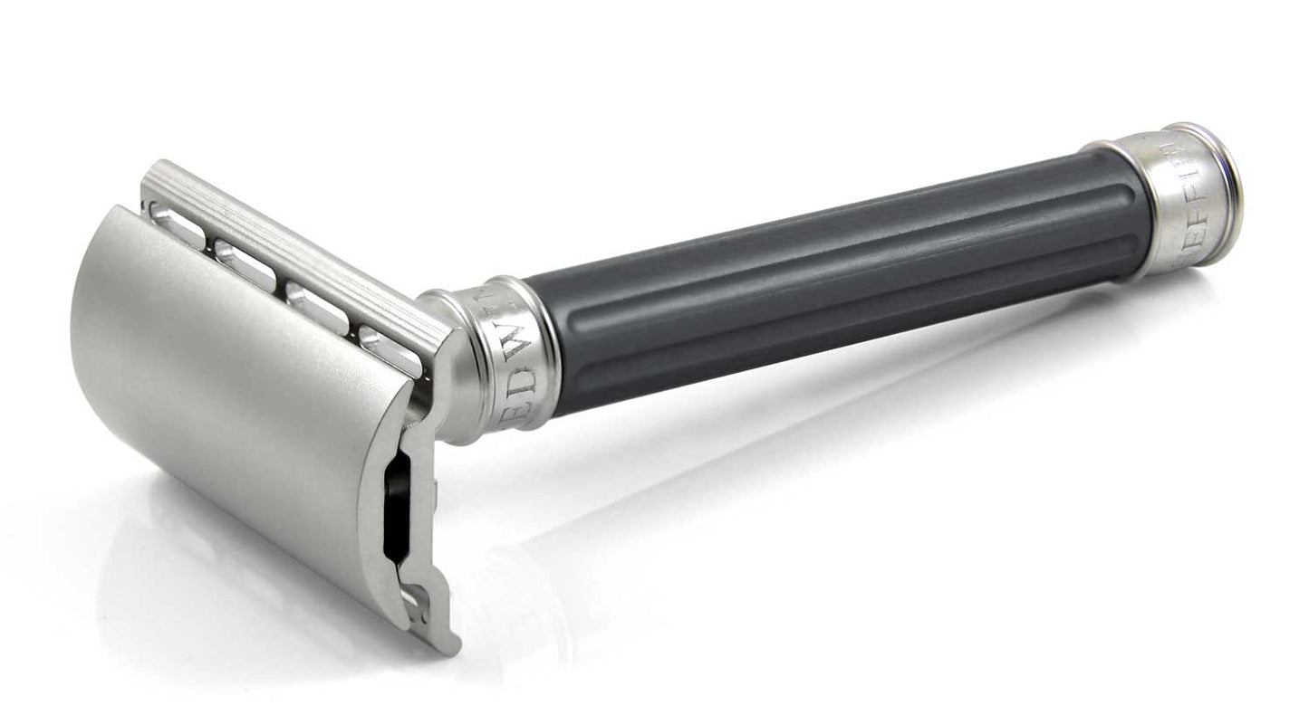 Edwin Jagger 3ONE6 DE Stainless Steel Safety Razor, Grooved, Anodised Gun Metal, 1x Pack of Feather