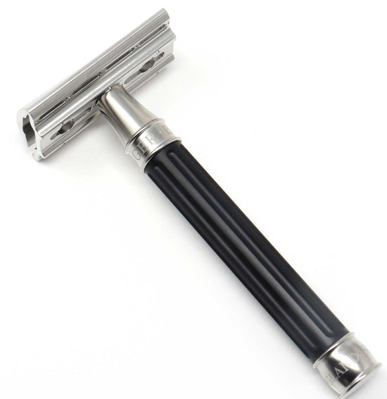 Edwin Jagger 3ONE6 DE Stainless Steel Safety Razor, Grooved, Anodised Black, 1x Pack of Feather Razo